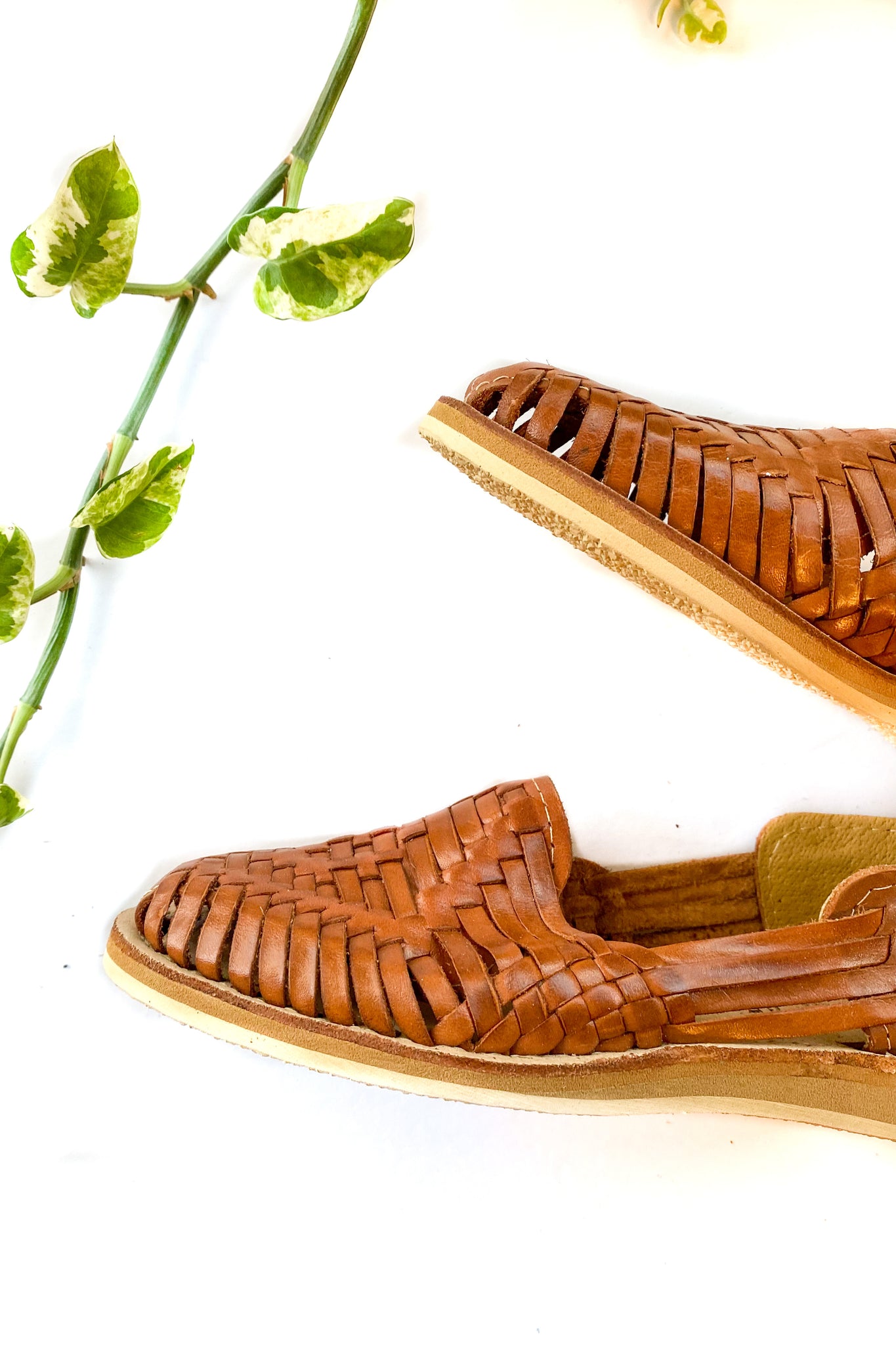 Women's Cafe Por Favor Huarache Sandals